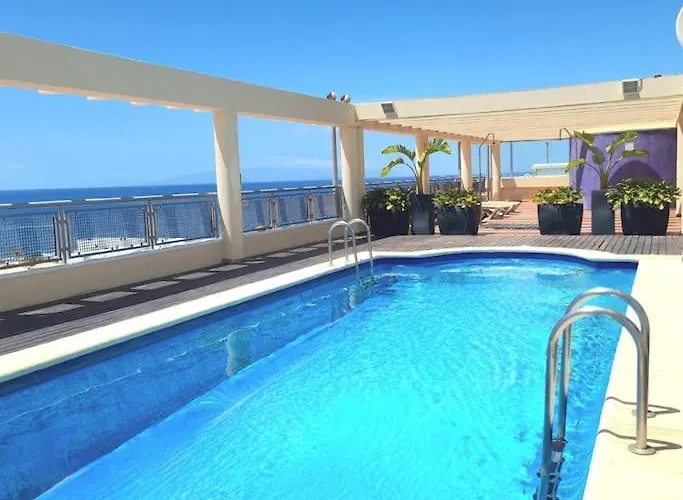 Sunny Ocean View 아파트